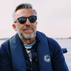 Aarni Wynn aurinkolasit, Eebenpuu (polarisoitu)