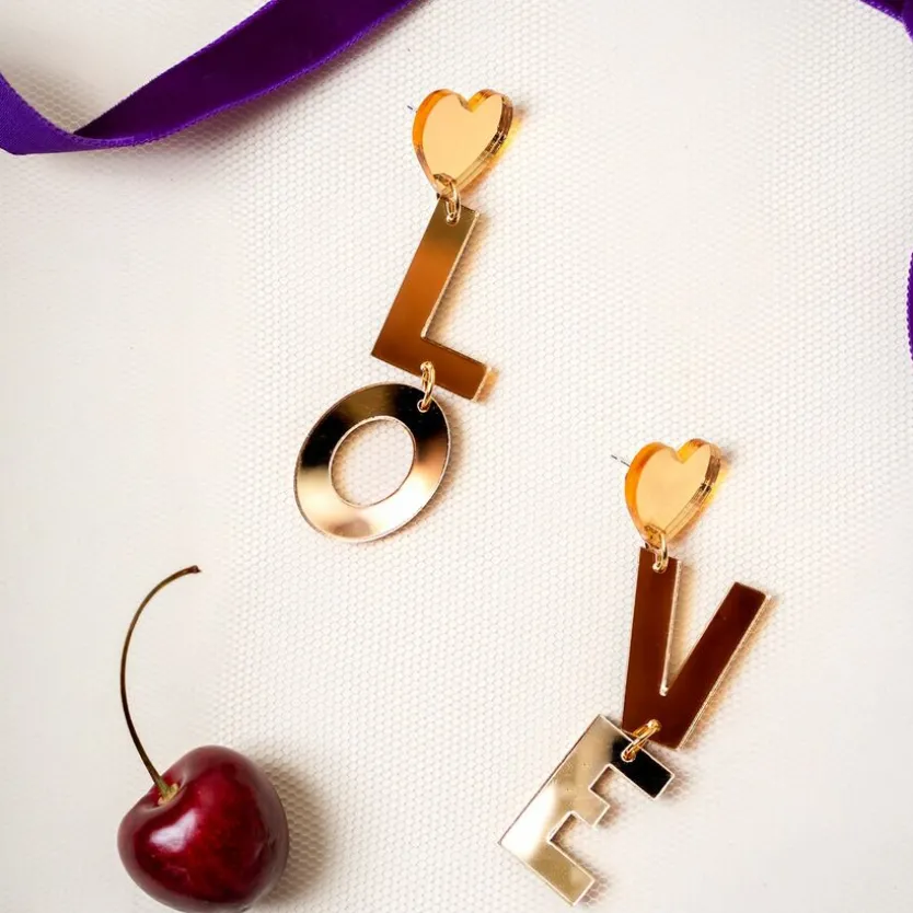 Mamakoru Love nappikorvakorut