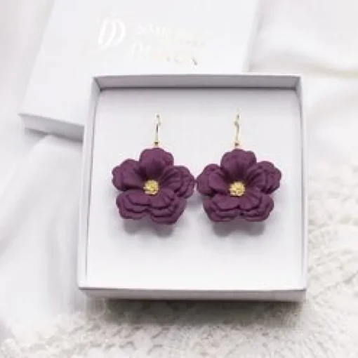 Smiling Design Daniela korvakorut